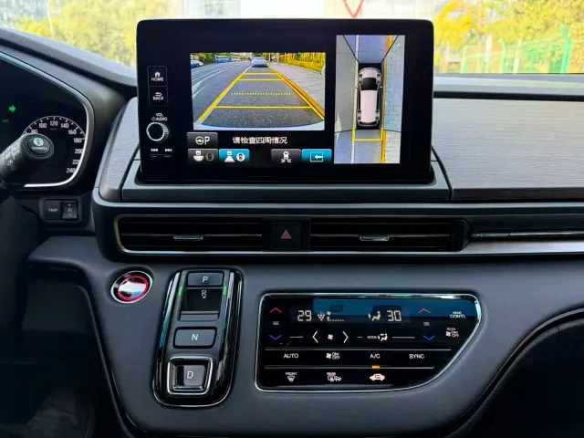 Honda Odyssey — Фото автомобиля 7