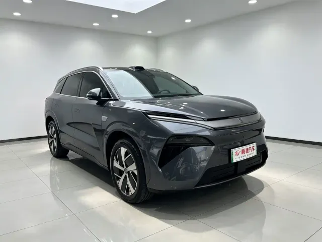 BYD Tang L — Фото автомобиля 3