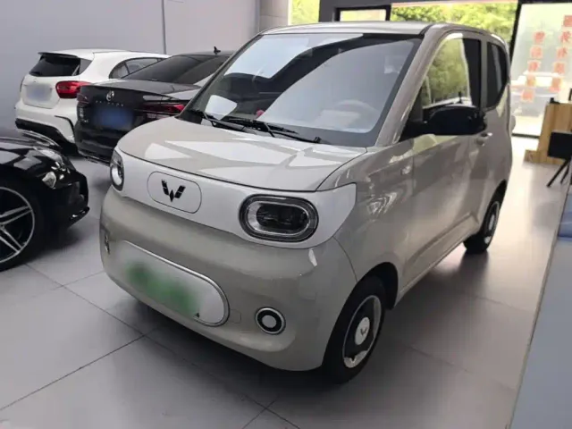 Фотография автомобиля — Wuling Hongguang Mini EV