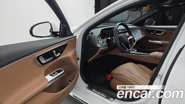 Mercedes-Benz E-Class W214 — Фото автомобиля 15