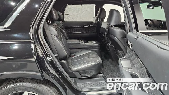 Hyundai Palisade Palisade Дизель 2.2 2WD — Фото автомобиля 11