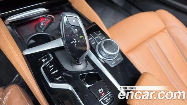 BMW 5 Series G30 — Фото автомобиля 9