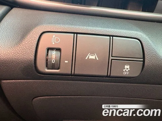 Hyundai AVANTE Avante (CN7) — Фото автомобиля 12