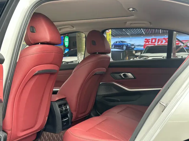 BMW 3 Series — Фото автомобиля 6