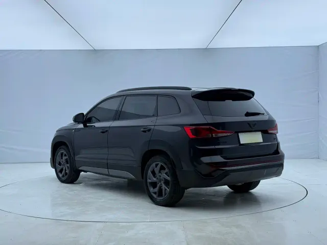Jetta VS7 — Фото автомобиля 4