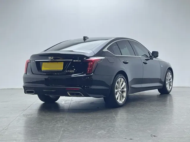 Cadillac CT5 — Фото автомобиля 4
