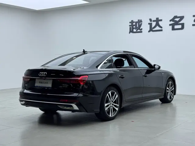 Audi A6L — Фото автомобиля 19