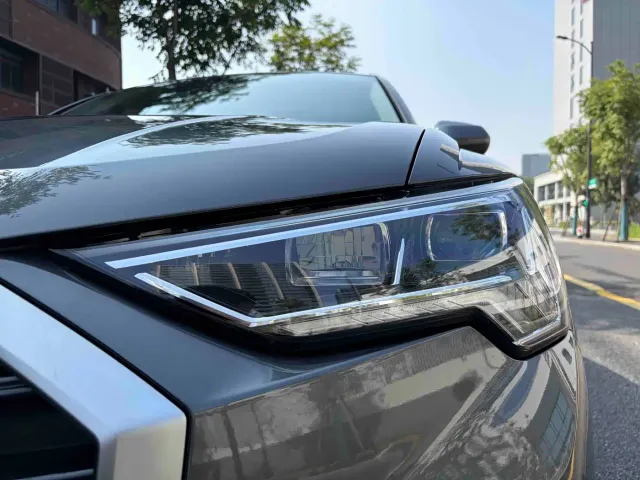 Audi Q3 — Фото автомобиля 3