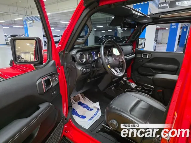 Jeep Wrangler Wrangler (JL) — Фото автомобиля 12