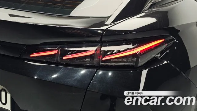 Peugeot 408 — Фото автомобиля 8