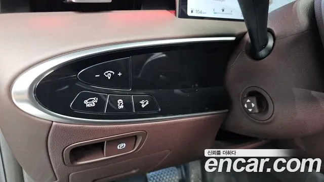 Genesis GV70 — Фото автомобиля 28