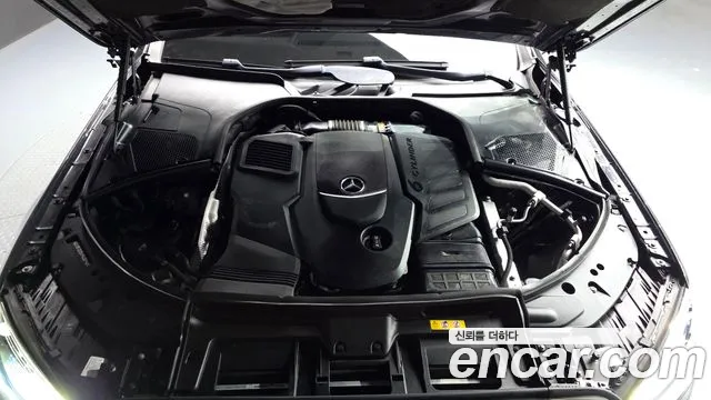 Mercedes-Benz S-Class W223 — Фото автомобиля 9