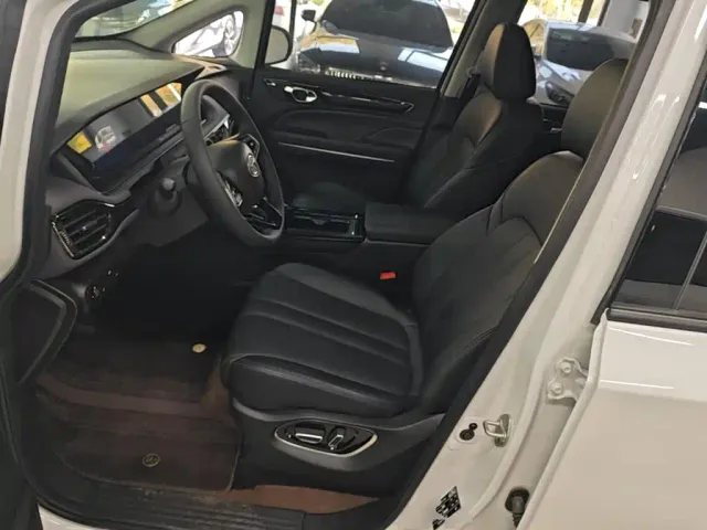 GAC Trumpchi M6 — Фото автомобиля 14