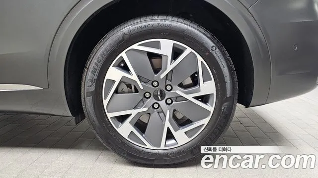 Genesis GV70 Electrified — Фото автомобиля 6