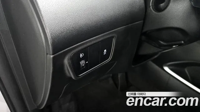 Hyundai Tucson Tucson (NX4) Бензин 1.6 турбо 2WD — Фото автомобиля 27