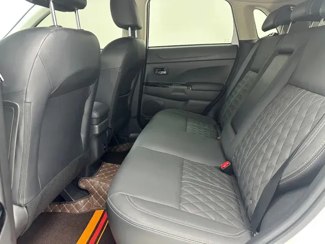 Mitsubishi ASX — Фото автомобиля 10