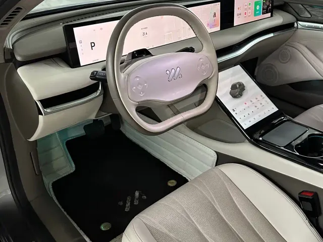 IM Motors L7 — Фото автомобиля 12