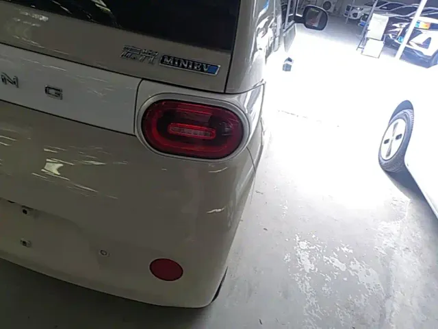 Wuling Hongguang Mini EV — Фото автомобиля 7