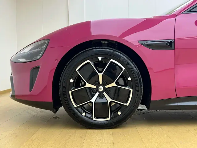 Xiaomi SU7 — Фото автомобиля 6