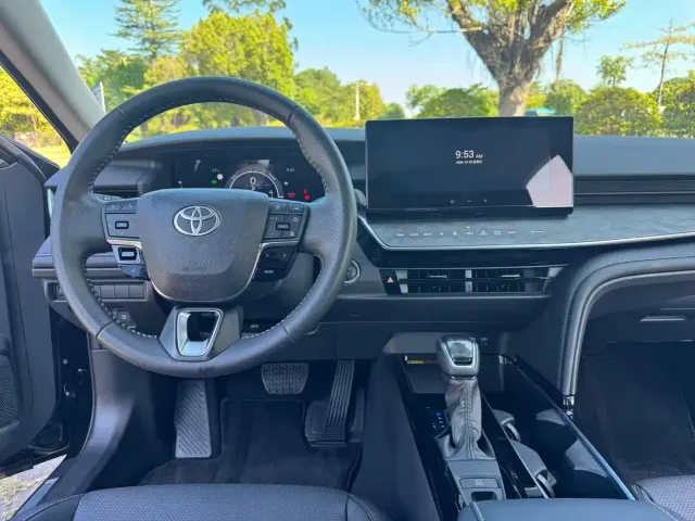 Toyota Camry — Фото автомобиля 12