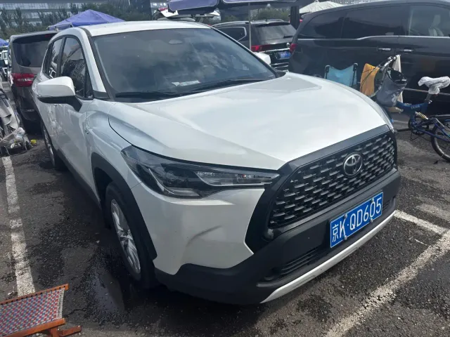 Toyota Corolla Cross — Фото автомобиля 3