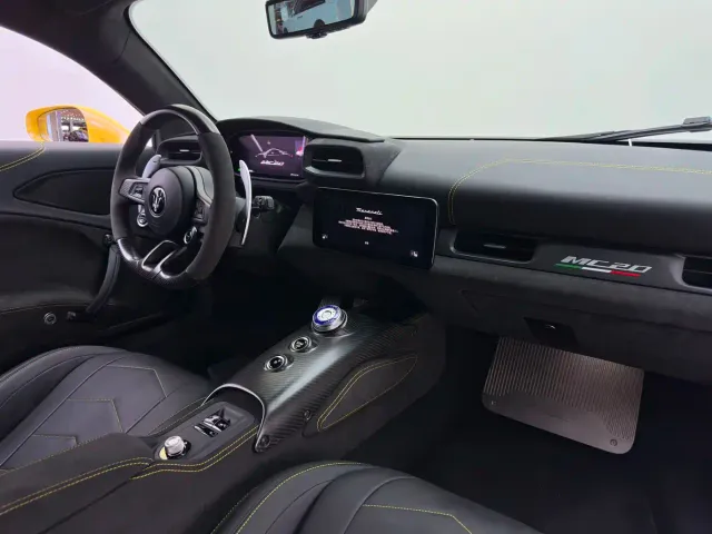 Maserati MC20 — Фото автомобиля 17