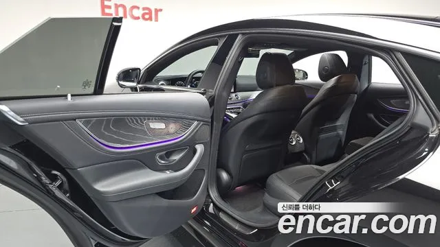 Mercedes-Benz AMG GT 4 двери 43 4MATIC+ — Фото автомобиля 29