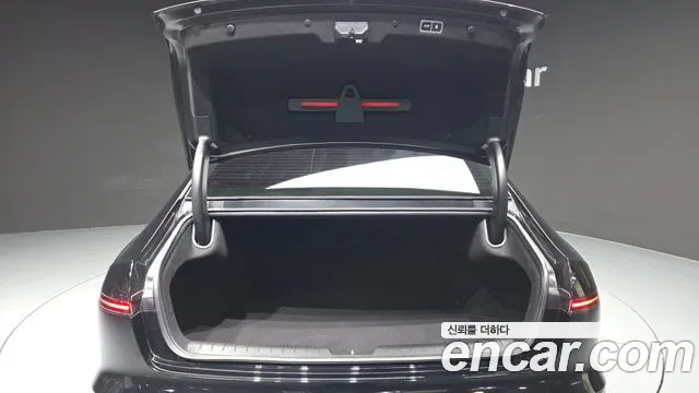 Hyundai Grandeur GN7 — Фото автомобиля 26