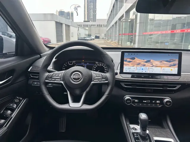 Nissan Teana — Фото автомобиля 5