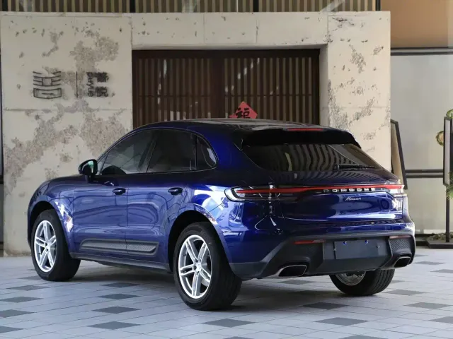 Porsche Macan — Фото автомобиля 13