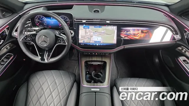 Фотография автомобиля — Mercedes-Benz E-Class