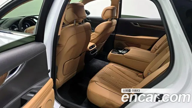 Genesis G80 Бензин 2.5 турбо AWD — Фото автомобиля 11