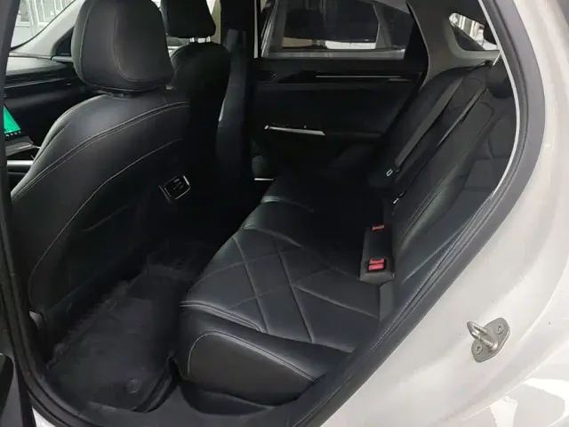 Geely Galaxy L6 — Фото автомобиля 16