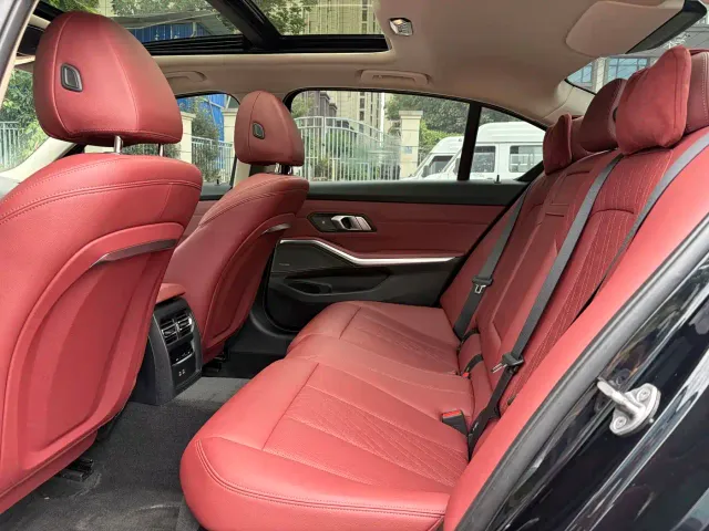 BMW 3 Series — Фото автомобиля 8