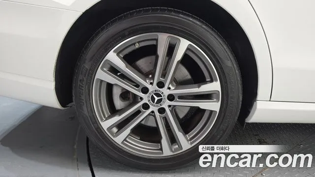 Mercedes-Benz E-Class W213 — Фото автомобиля 5