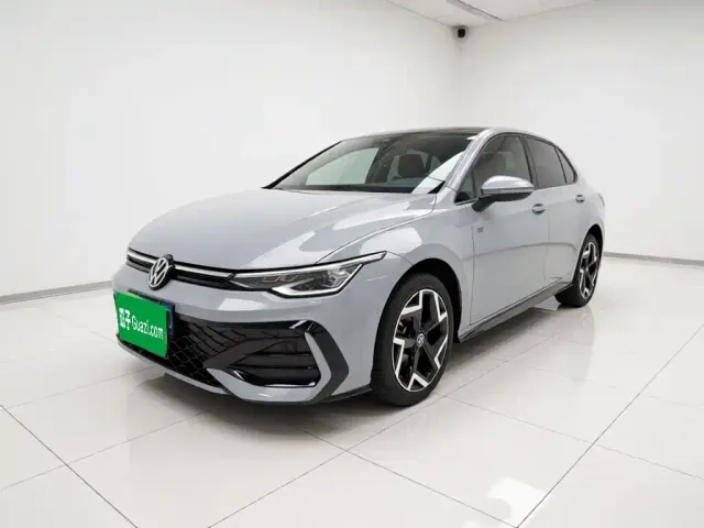 Фотография автомобиля — Volkswagen Golf