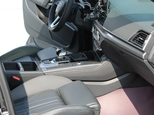 Audi Q5L — Фото автомобиля 6