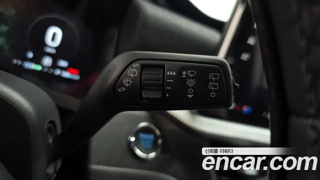 Ford Explorer — Фото автомобиля 16