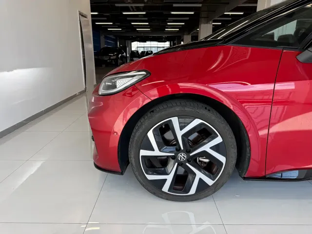 Volkswagen ID.3 — Фото автомобиля 12