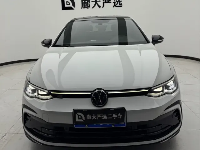 Volkswagen Golf 2021 280TSI DSG R-Line — Фото автомобиля 2