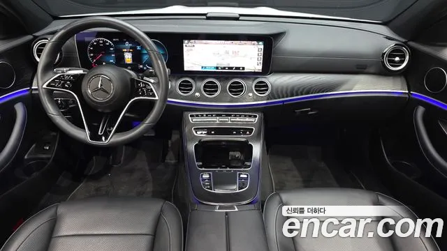 Mercedes-Benz E-Class — Фото автомобиля 5