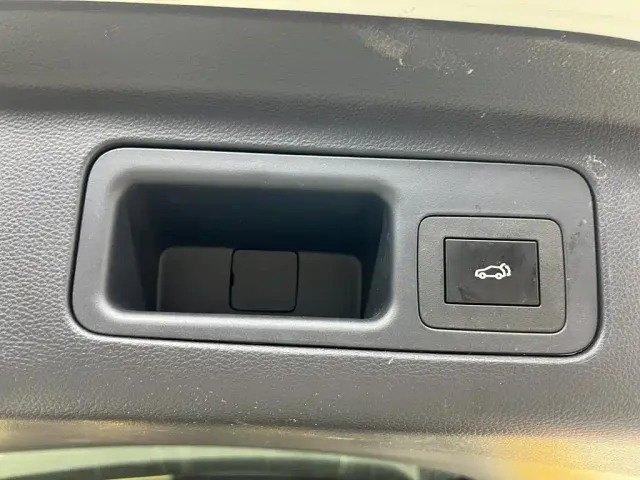 GAC Trumpchi M8 — Фото автомобиля 19