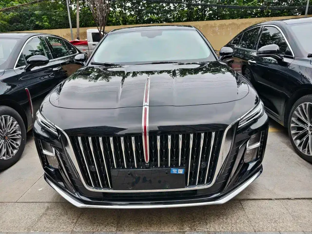 Hongqi H5 — Фото автомобиля 2