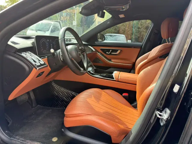 Mercedes-Benz S-Class — Фото автомобиля 4