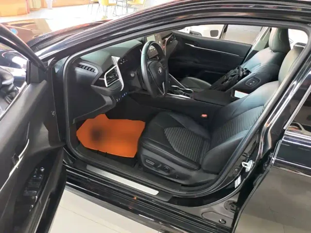 Toyota Camry — Фото автомобиля 15