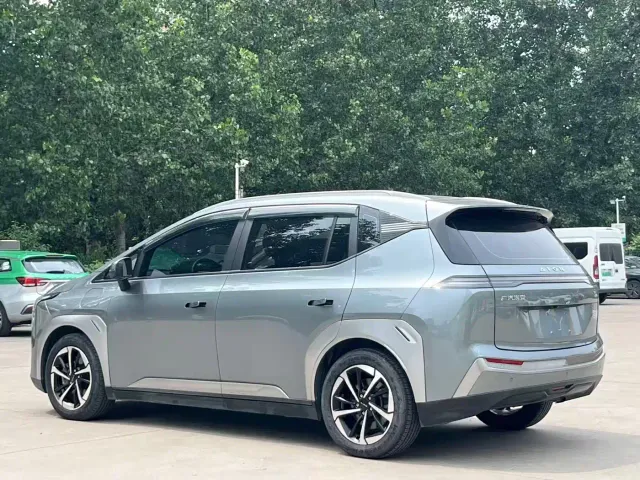 GAC Aion Y — Фото автомобиля 9