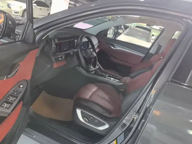 Changan CS75 Plus — Фото автомобиля 15