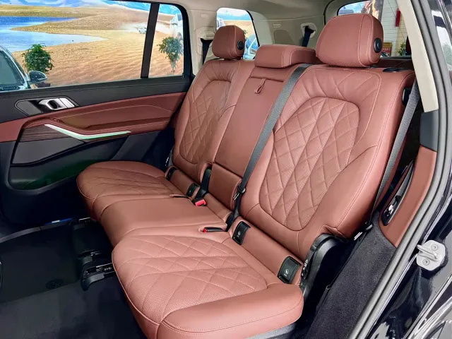 BMW X7 — Фото автомобиля 11
