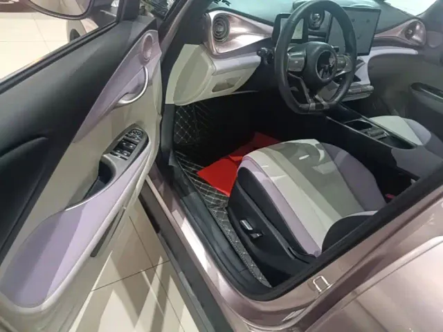 BYD Dolphin 2021 Model 405km Fashion Edition — Фото автомобиля 15