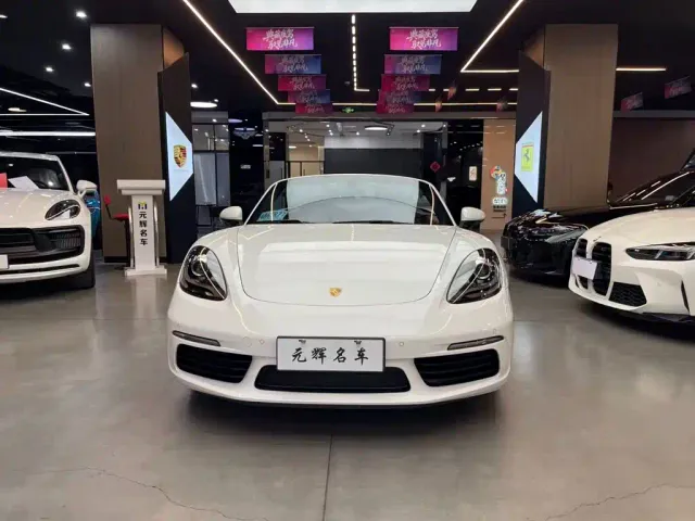 Porsche 718 — Фото автомобиля 2